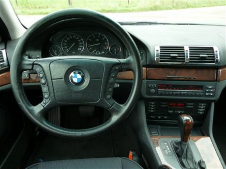 BMW 5-serie - 525i Executive AUTOMAAT, CRUISE CONTROL - 1