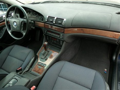 BMW 5-serie - 525i Executive AUTOMAAT, CRUISE CONTROL - 1