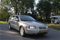 Volvo V70 - 2.4 Momentum NAVIGATIE/AIRCO/CRUISE NETTE STAAT - 1 - Thumbnail