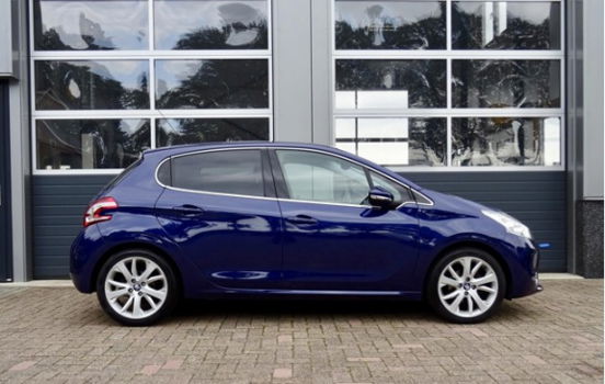 Peugeot 208 - 1.6 e-HDi Allure Automaat - 1