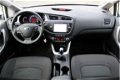 Kia cee'd Sportswagon - 1.0 T-GDi Design Edition Lage kilomterstand... en een Kia; Heeft 7 jaar gara - 1 - Thumbnail