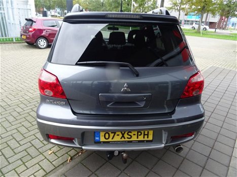 Mitsubishi Outlander Sport - 2.0 Invite+ *CLIMATE CONTROL*LICHTMETALEN WIELEN* TREKHAAK*DEALER ONDER - 1