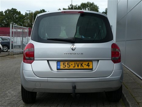 Renault Grand Modus - 1.6 16V 110PK AUT Dynamique - 1