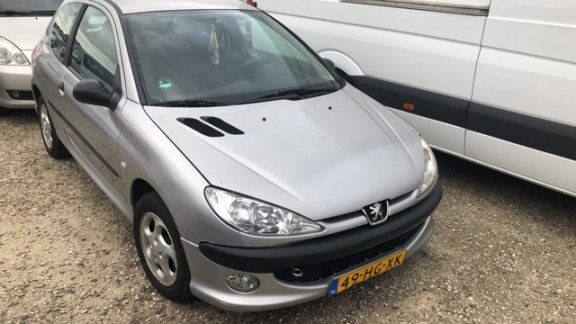 Peugeot 206 - 1.4 XS, BJ 2001 - 1