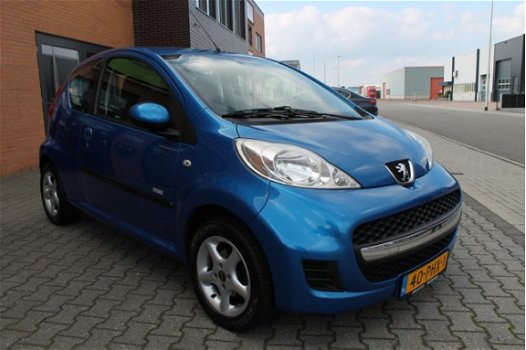 Peugeot 107 - 1.0-12V Millesim 200 Airco, Toerenteller - 1