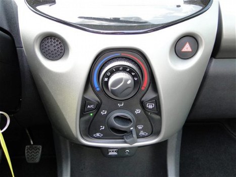 Toyota Aygo - 1.0 VVT-i x-wave Airco cabriodak - 1