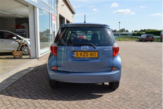 Toyota Verso S - 1.3 VVT-i Aspiration | Navigatie | Panoramadak | Camera - 1