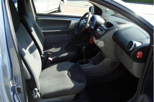 Toyota Aygo - 1.0-12V *BJ2008*STBEKR*LM VELGEN*CPV*APK 9-2020*INRUILTOPPER - 1