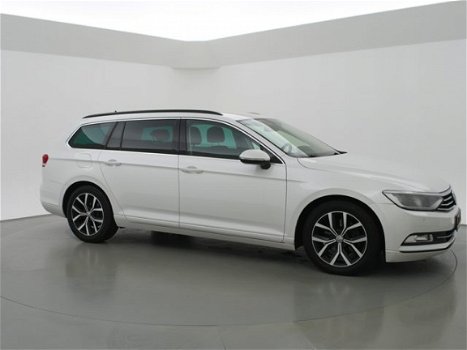 Volkswagen Passat Variant - 1.6 TDI DSG AUT. CONNECTED SERIES + NAVIGATIE - 1