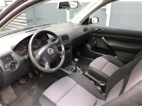 Volkswagen Golf - 1.4-16V Comfortline Airco lm-velgen cd-speler apk15-02-2020 - 1