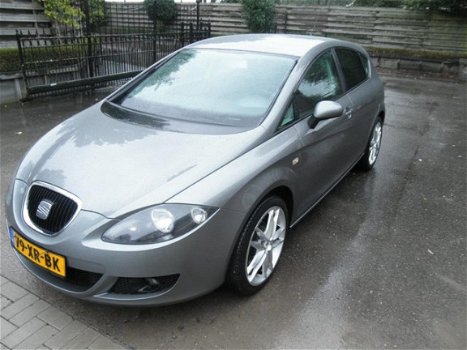 Seat Leon - 1.9 TDI Sportstyle Airco, Cruise control, Sportieve auto - 1