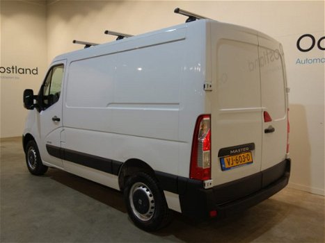 Renault Master - T35 2.3 dCi L1H1 125 PK / Airco / Navigatie / Dakdragers - 1