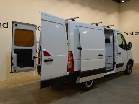 Renault Master - T35 2.3 dCi L1H1 125 PK / Airco / Navigatie / Dakdragers - 1