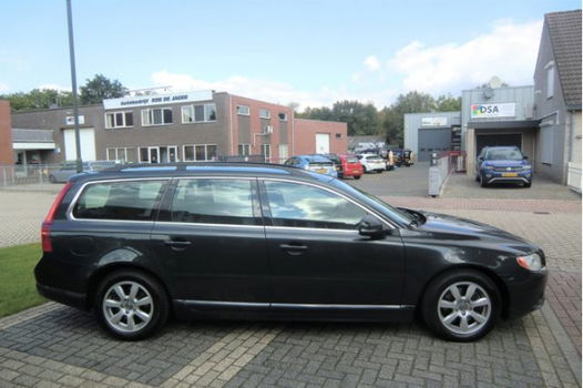 Volvo V70 - 1.6 D2 Drive Kinetic Navi Half leder Ecc-Airco Lmv Pdc 6-Bak enz. GEEN AFLEVERINGSKOSTEN - 1