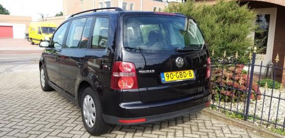 Volkswagen Touran - 1.4 TSI Optive Zwart / Airco / Cruise - 1