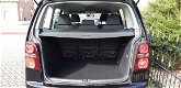 Volkswagen Touran - 1.4 TSI Optive Zwart / Airco / Cruise - 1 - Thumbnail