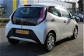 Toyota Aygo - 1.0 VVT-i x-fun | Airco | | Rijklaar incl. 24 mnd garantie | - 1 - Thumbnail