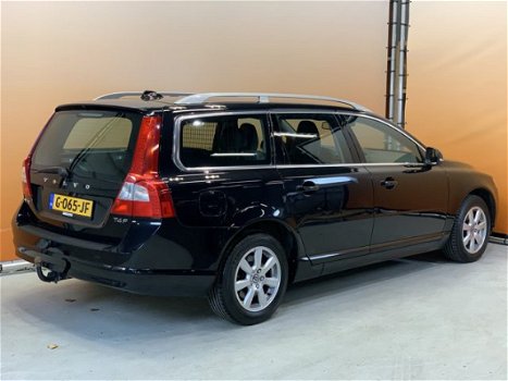 Volvo V70 - T4 Summum Automaat - 1