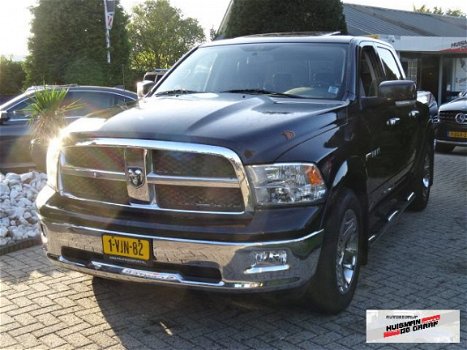 Dodge Ram 1500 - 5.7 V8 Hemi Laramie CrewCab 4X4 Zwart LPG - 1