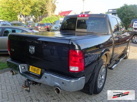 Dodge Ram 1500 - 5.7 V8 Hemi Laramie CrewCab 4X4 Zwart LPG - 1