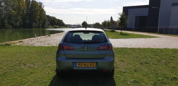 Seat Ibiza - 1.4-16V Signo Automaat airco cv op afs elekramen stuurbkr - 1