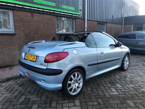 Peugeot 206 CC - 2.0-16V 136pk Cabrio NL auto nieuwe apk - 1