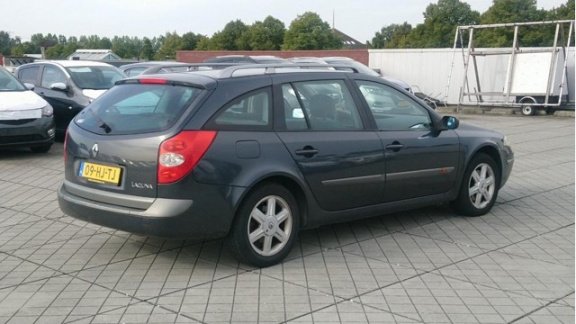 Renault Laguna Grand Tour - € 950, - 1.6 16V Authentique - 1