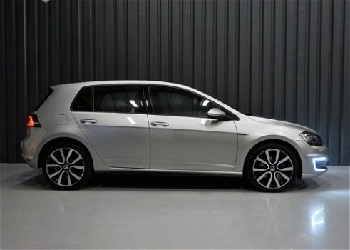 Volkswagen Golf - 1.4 TSI PHEV 204pk 5D DSG GTE Panodak Excl. btw - 1