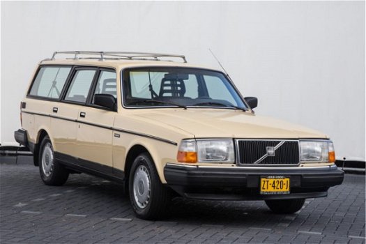 Volvo 240 - 2.3 GL - 1