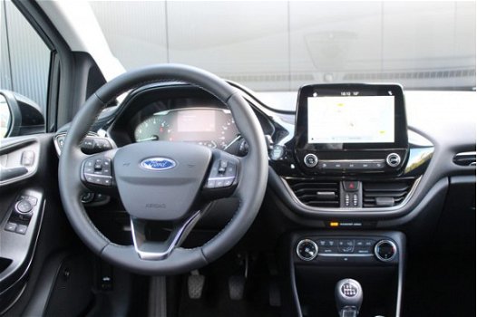 Ford Fiesta - 1.0 100pk Titanium / B&O / ADAPTIEVE CRUISE - 1