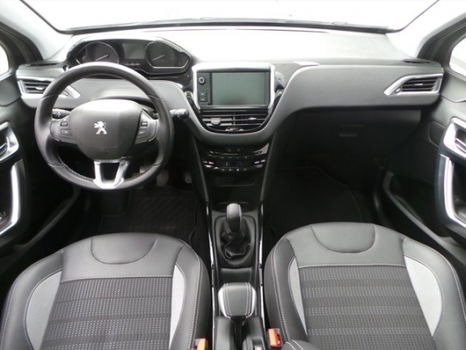 Peugeot 2008 - 1.2 PureTech 110pk Allure - 1