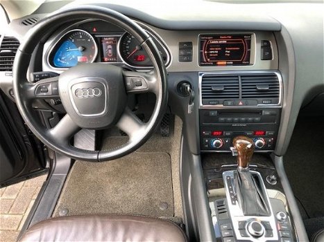 Audi Q7 - 3.0 TDI quattro Pro Line+ Navigatie/PDC/Automaat - 1