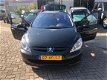 Peugeot 307 SW - 2.0 16V NIEUWE APK//PANORAMADAK//AIRCO//LM VELGEN - 1 - Thumbnail