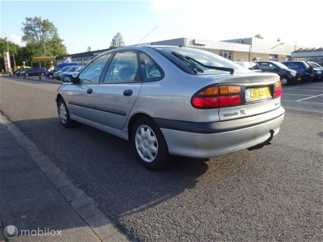 Renault Laguna - 1.6-16V RTE - 1