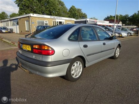 Renault Laguna - 1.6-16V RTE - 1