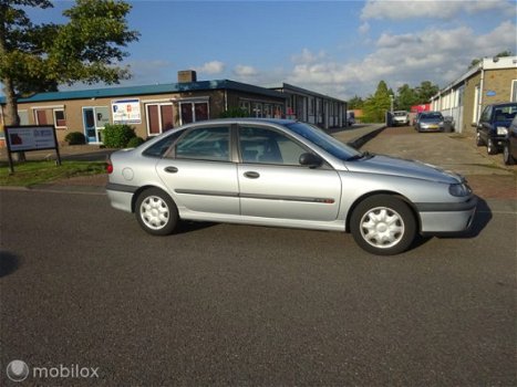 Renault Laguna - 1.6-16V RTE - 1