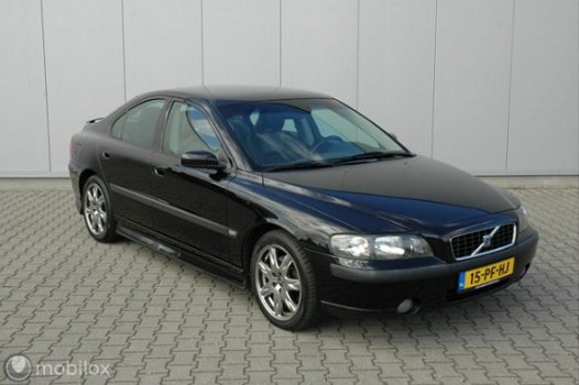 Volvo S60 - 2.0T Sports Edition - 1