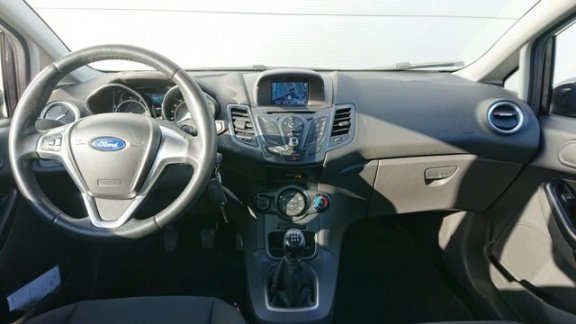 Ford Fiesta - 1.0 Style Navi bluetooth 1e eigenaar nieuw staat - 1