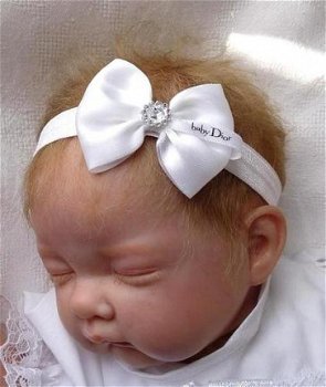 Baby dior haarband met satijnen strik in wit of roze - 1