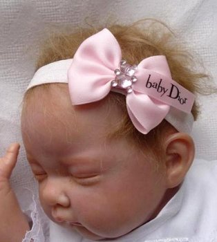 Baby dior haarband met satijnen strik in wit of roze - 2