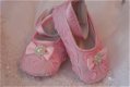 BABY SCHOENEN IN ROZE MET ROOSJES EN KRISTAL MAAT 18/19 - 0 - Thumbnail