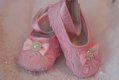 BABY SCHOENEN IN WIT MET ROOSJES EN KRISTAL 18/19 - 2 - Thumbnail