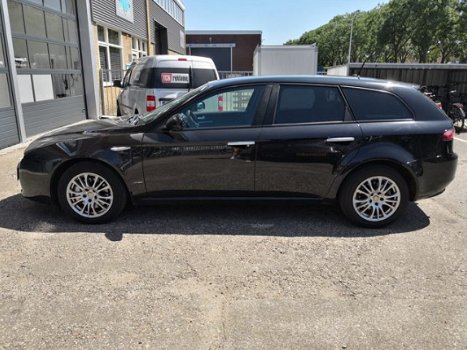 Alfa Romeo 159 Sportwagon - 1.9 JTD Distinctive - 1