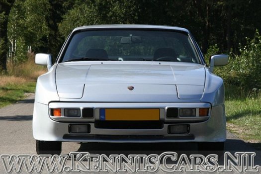 Porsche 944 - 1984 Coupe Coupe - 1