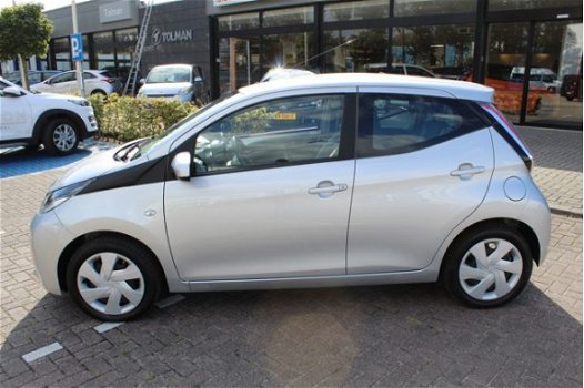 Toyota Aygo - 1.0 VVT-i x-play | Rijklaar | Camera | Airco - 1