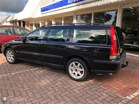 Volvo V70 - 2.4 - 1