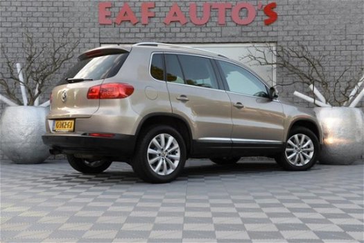 Volkswagen Tiguan - 2.0 TSI Sport&Style 4Motion / 180 PK / Facelift / Xenon / Pdc / Allu velgen / Ge - 1