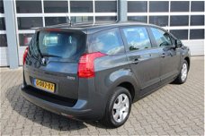 Peugeot 5008 - 1.6 VTi SR 5p