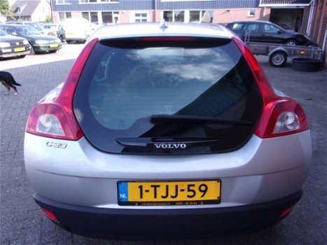 Volvo C30 - 1.6D Summum , geregelde airco - 1