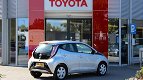 Toyota Aygo - 1.0 VVT-i x-play *PARKEERCAMERA / BLUETOOTH - 1 - Thumbnail